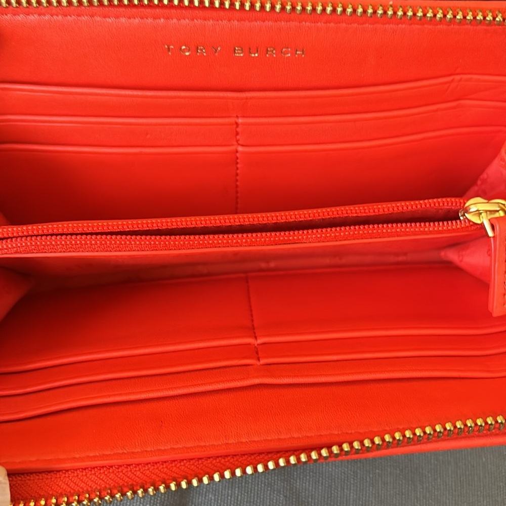 Tory Burch Red and Blue Patterned Wallet - Picture 6 of 12